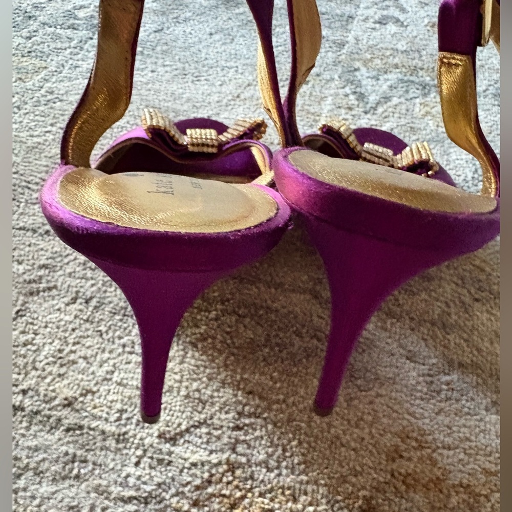 Kate Spade Vibrant Purple Heels with Gold Bow - Picture 3 of 8